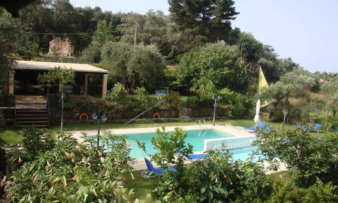 Skala House | Guest Rated Pension Skala: Pool, Restaurant & Family-Friendly