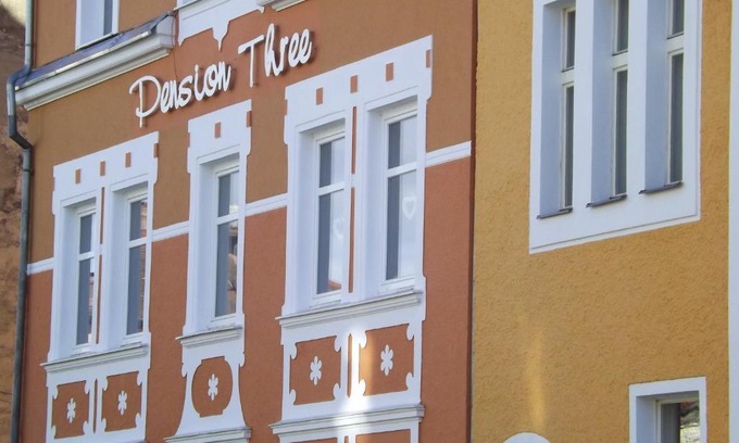 Frantiskovy Lazne House | Pet-Friendly Retreat at Pension Three - Rated 9/10 by Guests