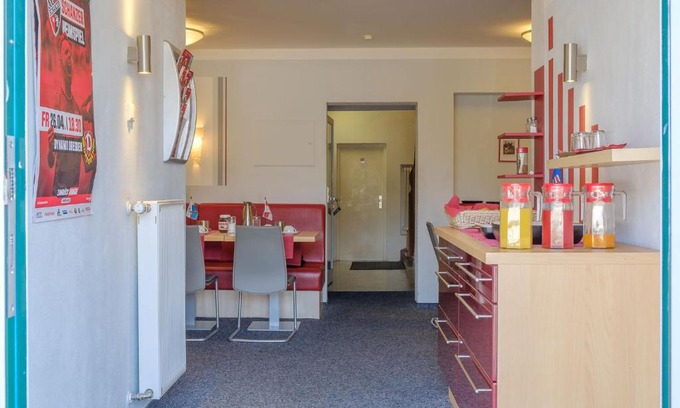 Augustinviertel House | Cozy Pension Torkel-Stube: Pet-Friendly Retreat with Breakfast