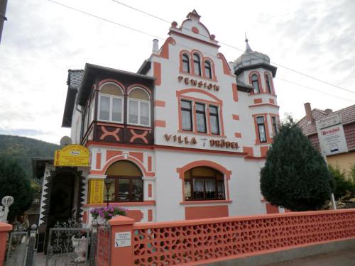 Bad Blankenburg House | Pet-Friendly Retreat at Pension Villa Brödel - Rated 8.1/10