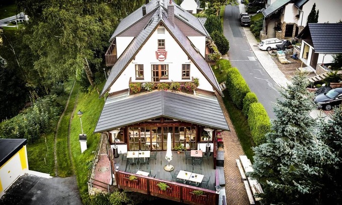 Pobershau House | Pension Waldeck: Guest Rated 8.8 with Spa & Family Amenities