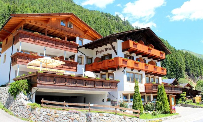 Moso in Passiria House | Discover Pension Widmann: Pet-Friendly Retreat with Hot Tub
