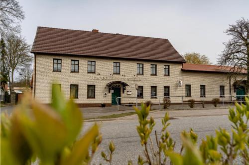 Karstadt House | Pet-Friendly Gasthof Zum Goldenen Stern with High Ratings