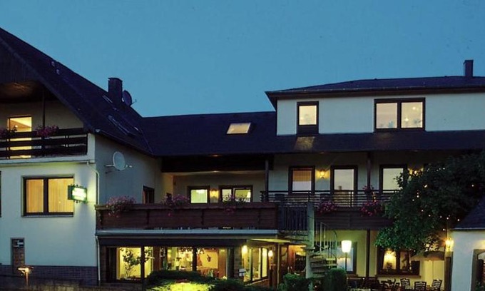 Echternacherbruck House | Guest Rated 8.6: Family-Friendly Pension Zum Golfstübchen