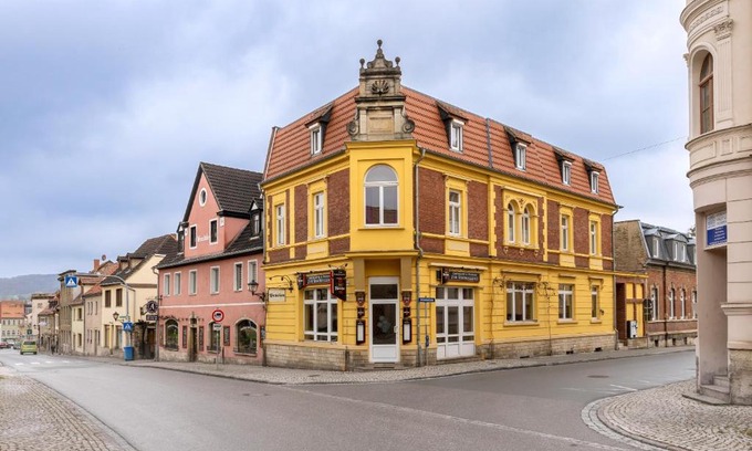 Freyburg House | Discover Pension Zur Sektkellerei: Family & Pet Friendly Stay