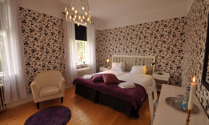 Toreboda House | Guest Rated 9/10: Pensionat Prästgården with Family-Friendly Amenities