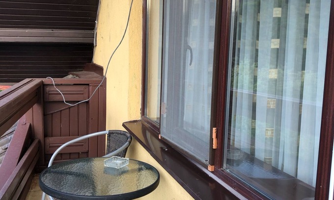 Resita House | Pensiunea Brândușa