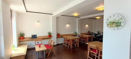 Ramnicu Valcea House | Discover Pensiunea Bulevard: Guest Rated 9.1 & Pet Friendly