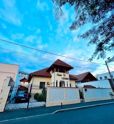 Tirgu Jiu House | Family-Friendly Casa Cristal: 10/10 Guest Rated Stay