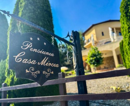 Eselnita House | Unforgettable Stay at Pensiunea Casa Mircea & Restaurant