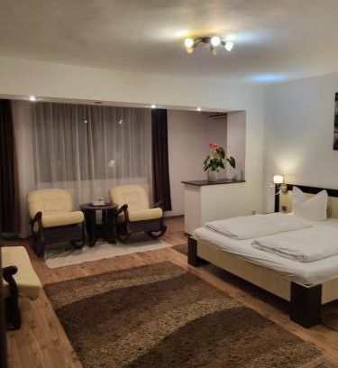 Selimbar House | Delightful Pensiunea Denim: Family-Friendly with Breakfast