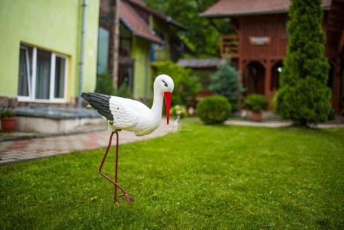 Gura Raului House | Kid-Friendly Retreat at Pensiunea George Awaits You