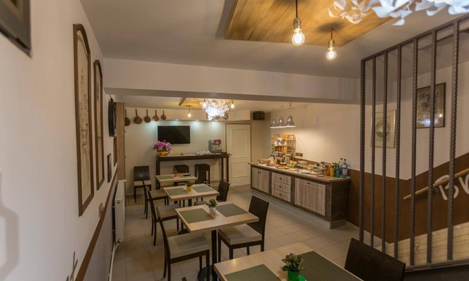 Historic Center House | Guest Rated 10/10 at Pensiunea Kant with Breakfast Included