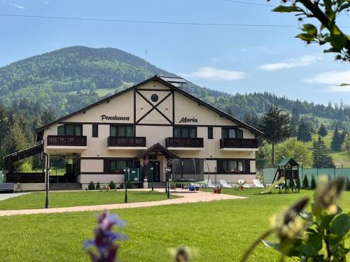 Bistrita Bargaului House | Perfectly Rated Pensiunea Maria: Breakfast & Child-Friendly