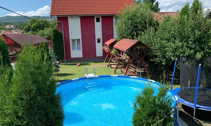 Sovata House | Explore Pensiunea Robi&Norbi Sovata: Pool & Oceanfront Views