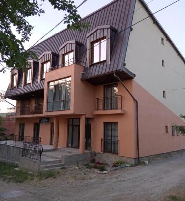 Ciclova Romana Bed & Breakfast | Family-Friendly Stay at Pensiunea Valea Beiului