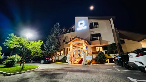 Bacau Hotel | Pet-Friendly Pensiunea Waldor: Guest Rated 9.7!