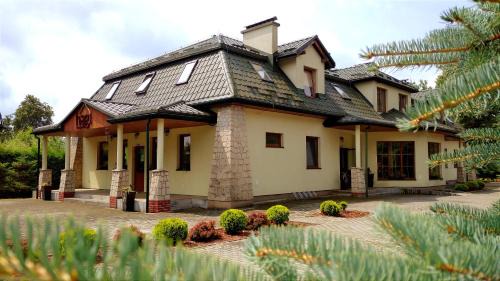 Radruz Bed & Breakfast | Pet-Friendly Pensjonat Hagi with Ocean Views & Breakfast