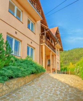 Kluszkowce House | Pensjonat Ognisty Wdżar - Velo czorsztyn - CzorsztynSki - Pieniny -Jezioro Czorsztyńskie -