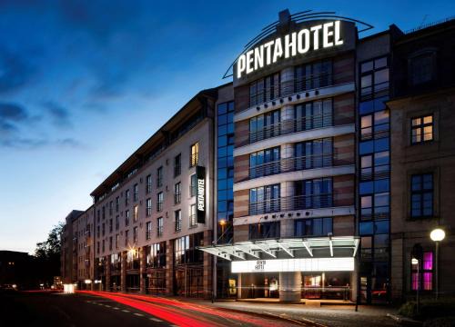 Braunschweig City Center Hotel | Discover pentahotel Braunschweig: 4-Star Family Retreat