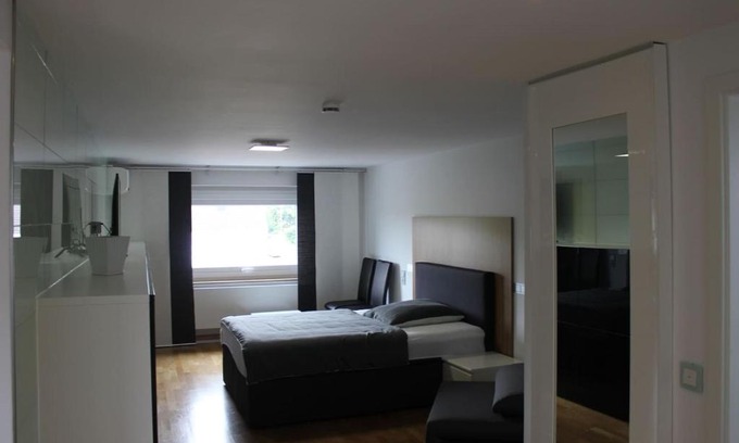 Geilenkirchen Apartment | Top-Rated Penthaus Wohnung in Geilenkirchen - Pet Friendly