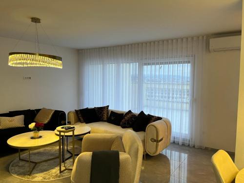 Gjilan Apartment | Penthouse 901