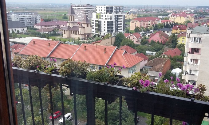 Oradea Apartment | Experience Penthouse Apartment Nufărul Oradea with Family-Friendly Amenities