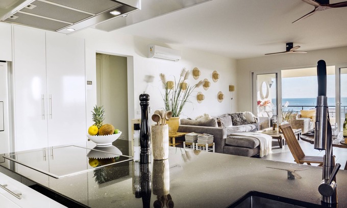 Piscadera Apartment | Stunning Penthouse Apartment with Breathtaking Sea Views