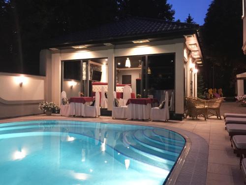 Lviv Hotel | Elegant Penthouse Apartment at Hotel Eney with Ocean View