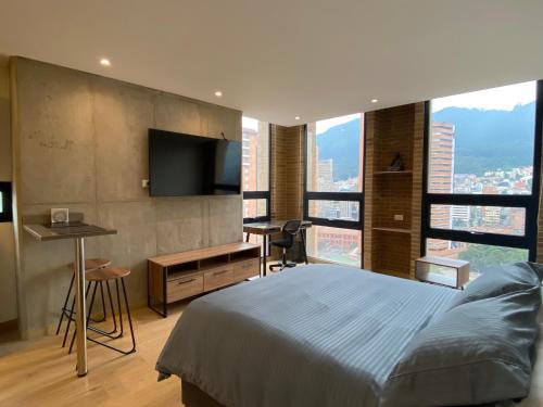 Centro International Apartment | Pet-Friendly Penthouse at Centro Internacional – Guest Rated 10/10