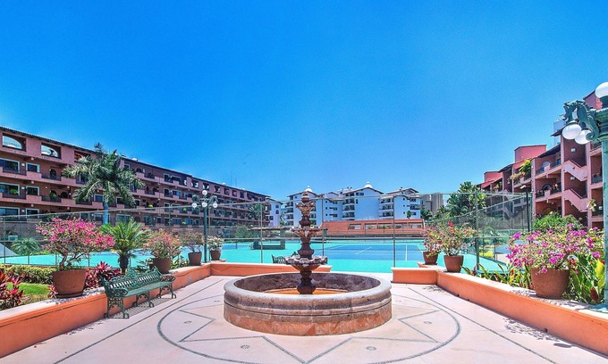 Marina Vallarta Condo | Indulge in a Penthouse Condo with Marina Views & Pool