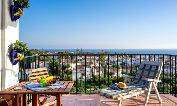 El Faro Apartment | Relax at Las Colinas Terrace, El Faro with Private Pool
