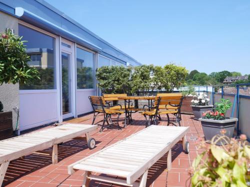 Laboe Apartment | Oceanfront Penthouse Laboe with Family-Friendly Amenities