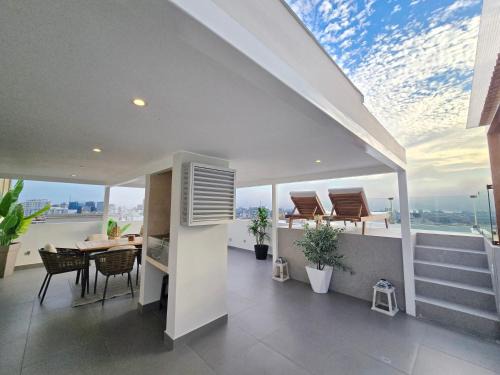 Miraflores Apartment | Elegant Penthouse with Private Pool & Oceanfront Terrace