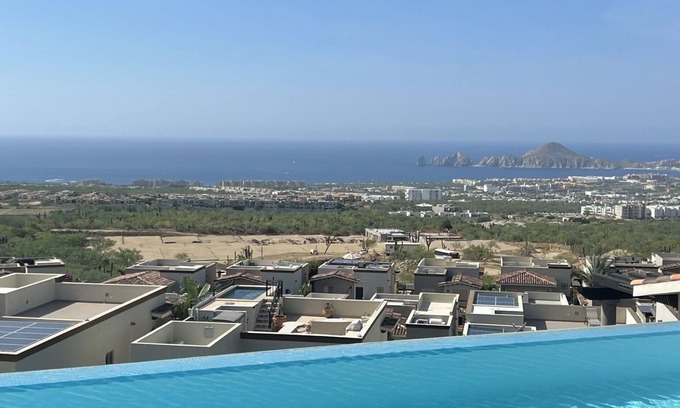 Cabo San Lucas Condo | Oceanfront Penthouse with Pool & Spa, Rated 10/10 by Guests