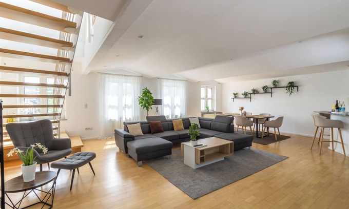 Worms Apartment | Experience Penthouse-Maisonette in City Center with Amenities