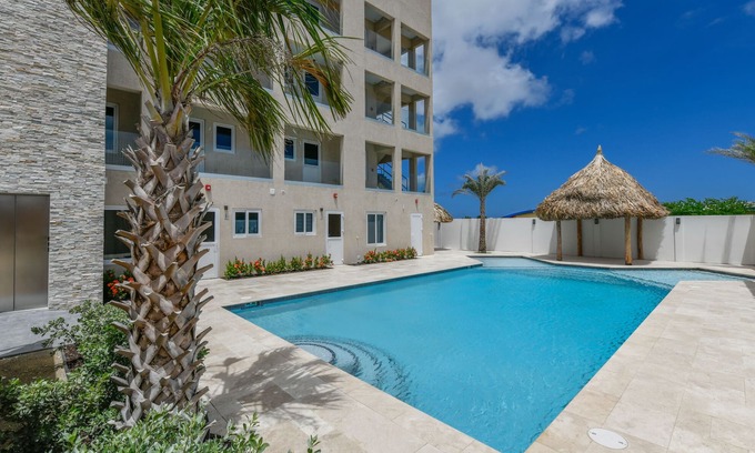 Ponton Apartment | Seaside Penthouse with Pool and Spa, Rated 10/10 by Guests