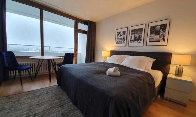 Ruettenscheid Apartment | Elevated Penthouse with Unique Views of Essen