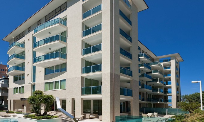 Marina Centro Apartment | Elegant Penthouse with Panoramic Sea Views - Marina Centro