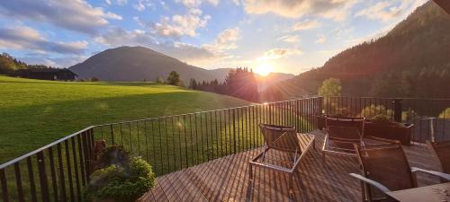 Reichenau Apartment | Exclusive Penthouse Skyview in Nature Park Bad Kleinkirchheim