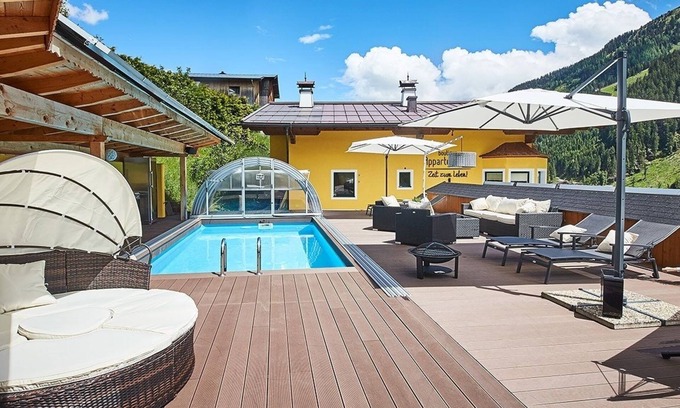 Saalbach-Hinterglemm Apartment | Exclusive Penthouse Suite with Spa, Pool & Pet-Friendly Perks
