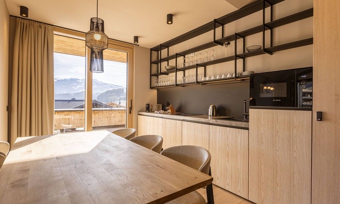 Oberndorf bei Kitzbuhel Apartment | Elegant Penthouse with Kitchen & Family-Friendly Features