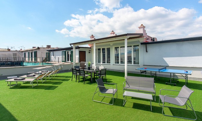 Vasto Apartment | Inviting Penthouse with Garden near Garibaldi Square