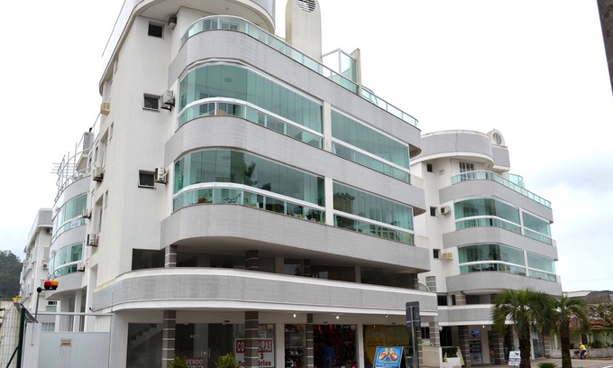 Canasvieiras Apartment | Penthouse with pool in condominium 50m from the beach