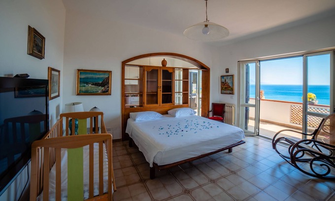 Villammare Apartment | Penthouse with sea view