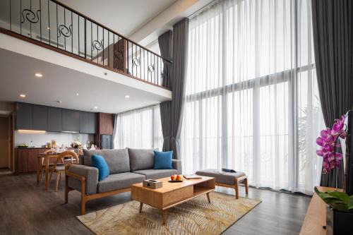 Nhat Tan Apartment | Delightful PentStudio West Lake Hanoi with Private Pool