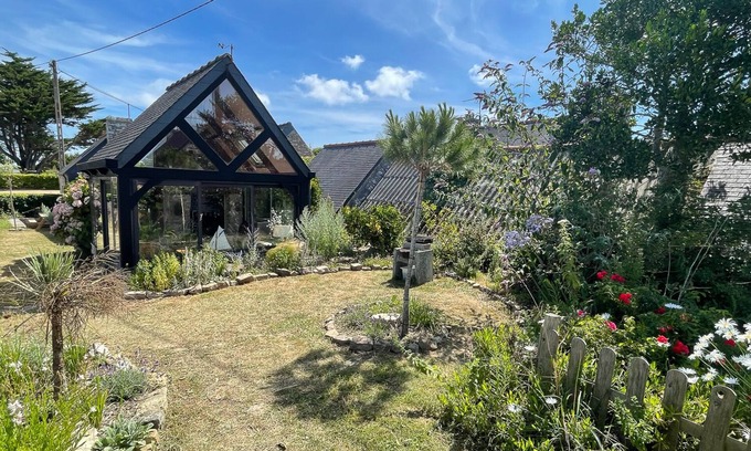 Crozon House | Cozy Retreat 100m from La Palue Beach in Crozon-Morgat