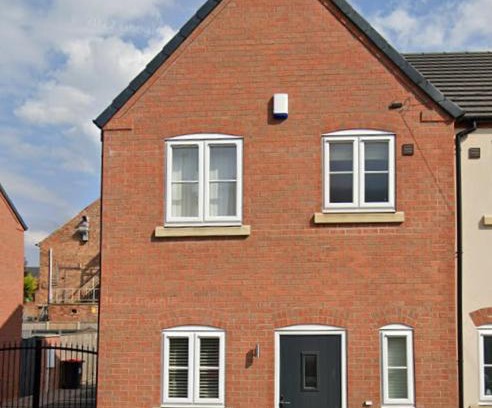 Skegby House | Comfortable Sutton House: Family-Friendly with Breakfast Included