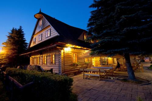 Dolny Kubin House | Pet-Friendly Penzión Koliba: Rated 9/10, Family Welcoming