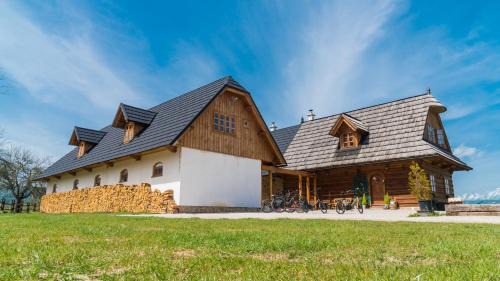 Hrabusice House | Relax at Penzión Malý Majer Podlesok with Spa & Hot Tub